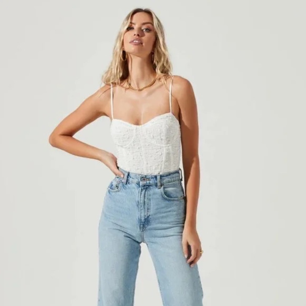 ASTR THE LABEL Millbrae Bustier Bodysuit Textured Polka Dot White {HH12}